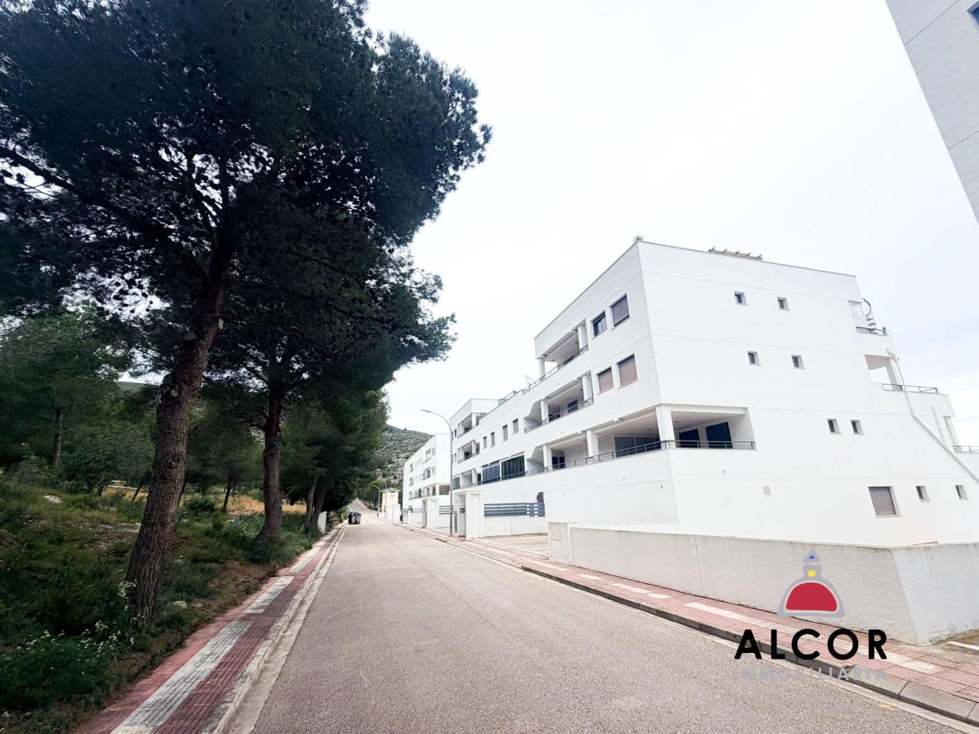 2 slaapkamer Penthouse te koop in Peniscola met garage - € 256.000 (Ref: 9594795)