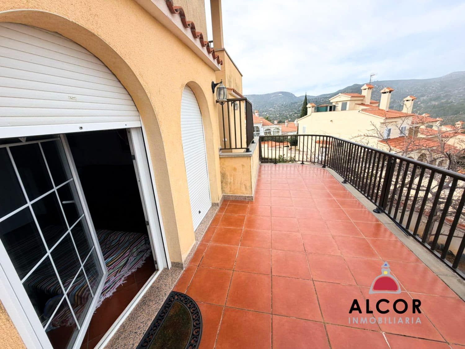 2 bedroom Villa for sale in Peniscola - € 525,000 (Ref: 9619060)