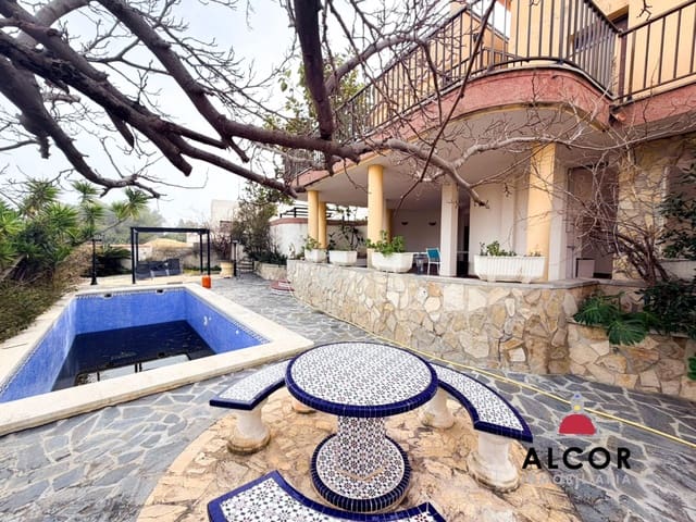 Chalet de 2 habitaciones en Peñíscola en venta - 525.000 € (Ref: 9619060)