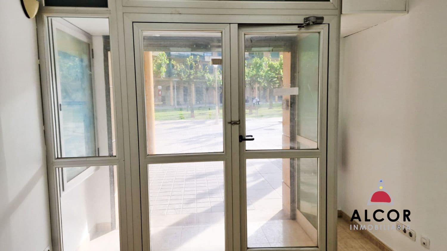 Kommersiell til leie i Benicarlo - € 400 (Ref: 9658464)