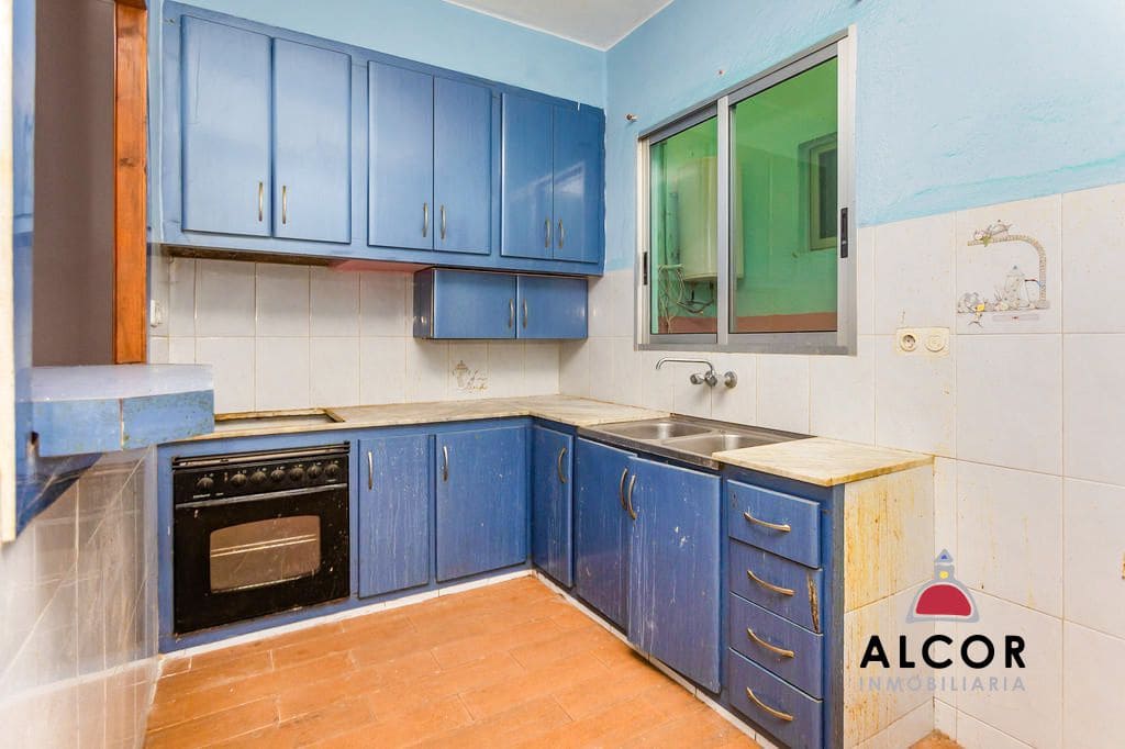 Casa de 3 habitaciones en Torreblanca en venta - 35.000 € (Ref: 9666137)