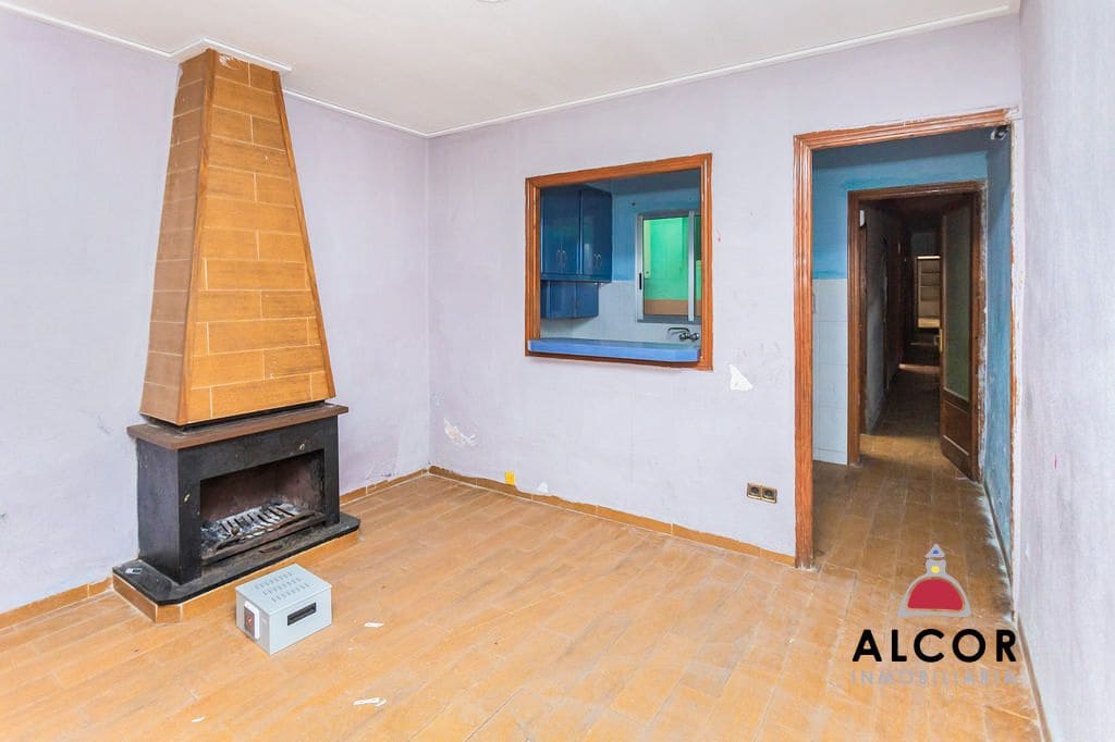 Casa de 3 habitaciones en Torreblanca en venta - 35.000 € (Ref: 9666137)