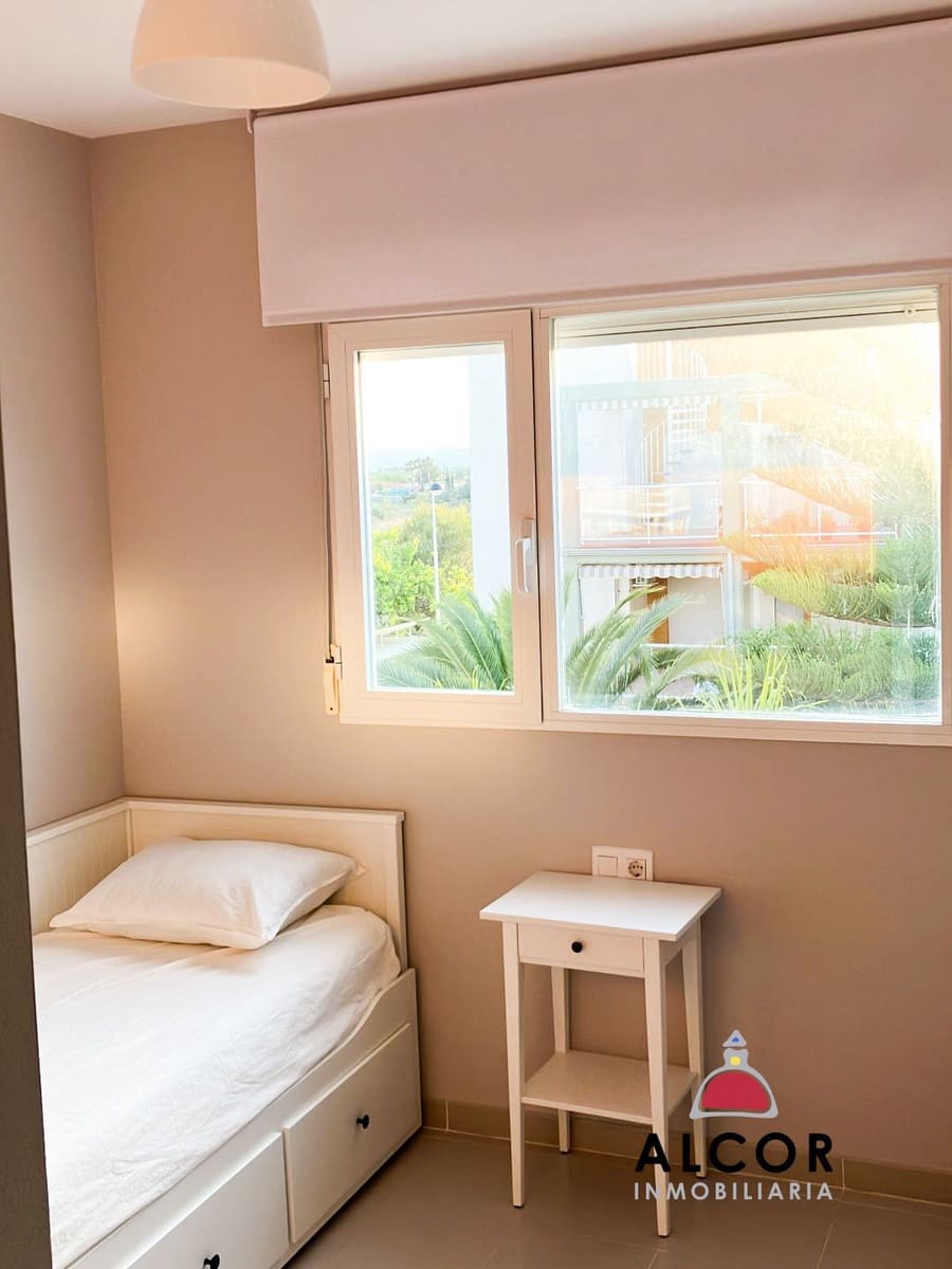 3 bedroom Penthouse for sale in Alcossebre with garage - € 229,000 (Ref: 9694887)