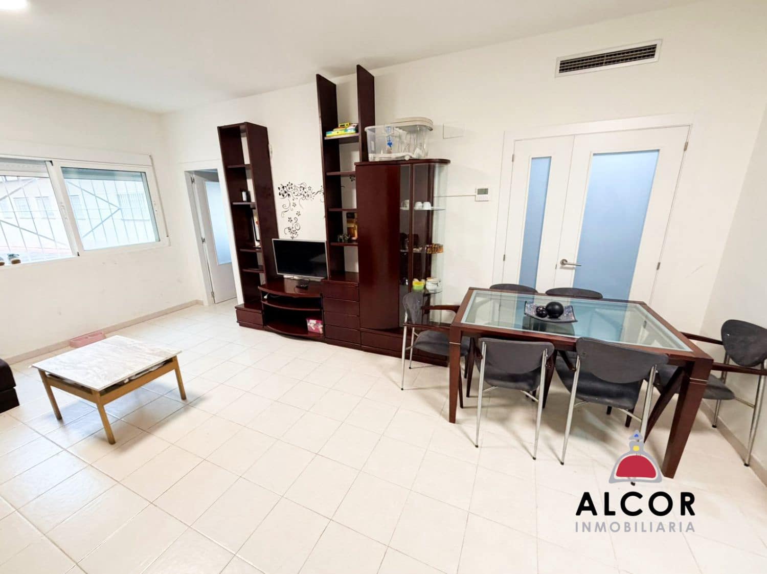 3 bedroom Flat for sale in Vinaros with garage - € 258,000 (Ref: 9714512)