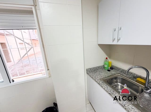 3 Zimmer Wohnung zu verkaufen in Vinaròs mit Garage - 258.000 € (Ref: 9714512)