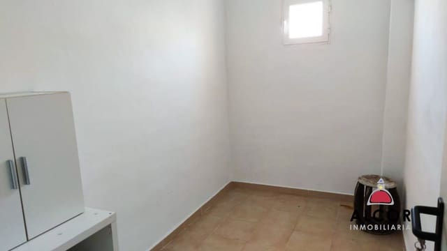 2 sovrum Lägenhet till salu i Oropesa  med garage - 139 000 € (Ref: 9714513)