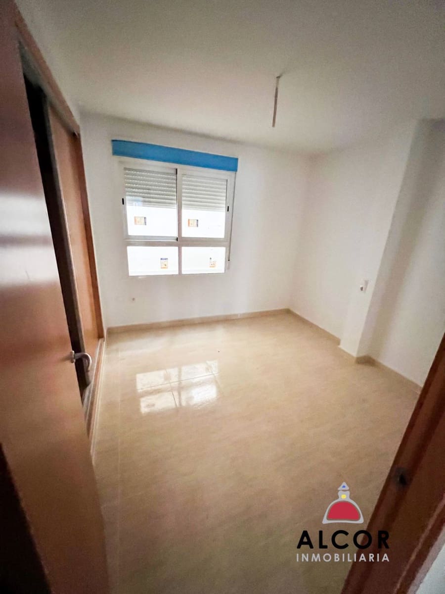 2 bedroom Flat for sale in Peniscola with garage - € 186,000 (Ref: 9722679)