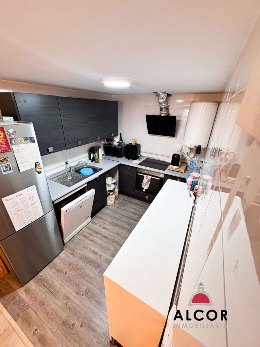 2 bedroom Flat for sale in Peniscola with garage - € 186,000 (Ref: 9722679)