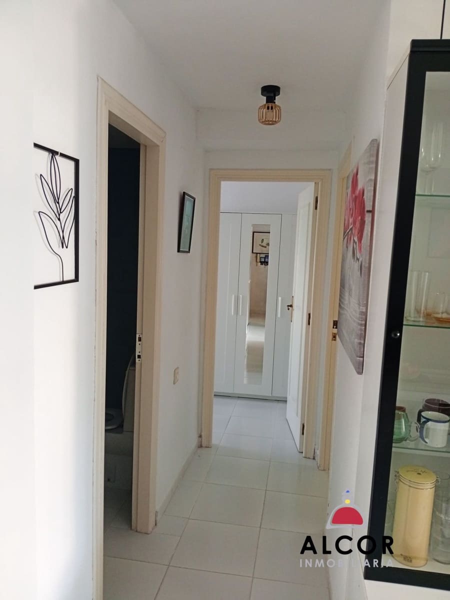 2 bedroom Flat for sale in Oropesa  - € 145,000 (Ref: 9737974)