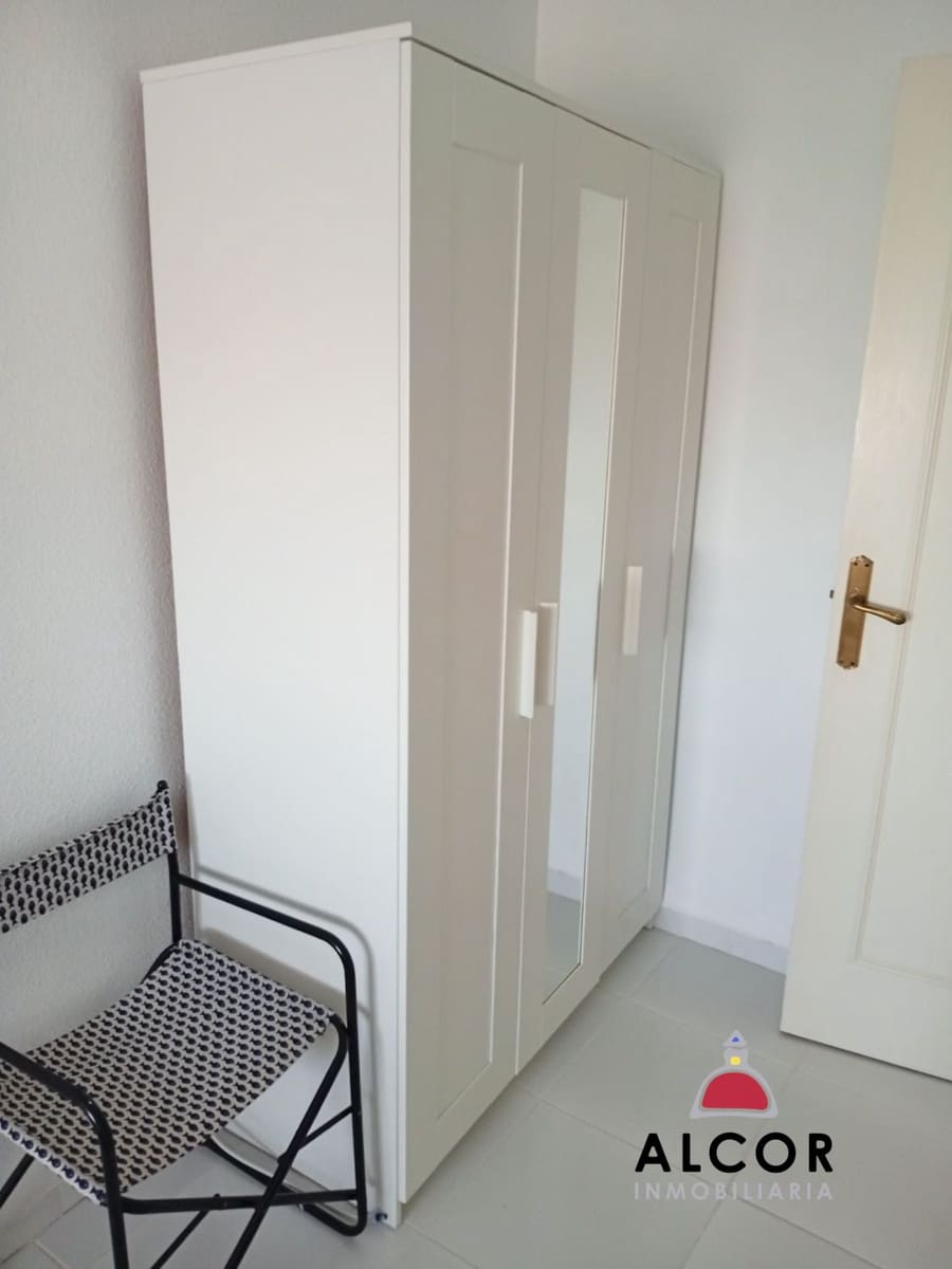 2 bedroom Flat for sale in Oropesa  - € 145,000 (Ref: 9737974)