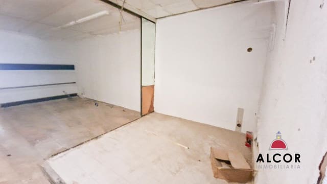 Commercial for sale in Benicarló - € 130,000 (Ref: 9743143)