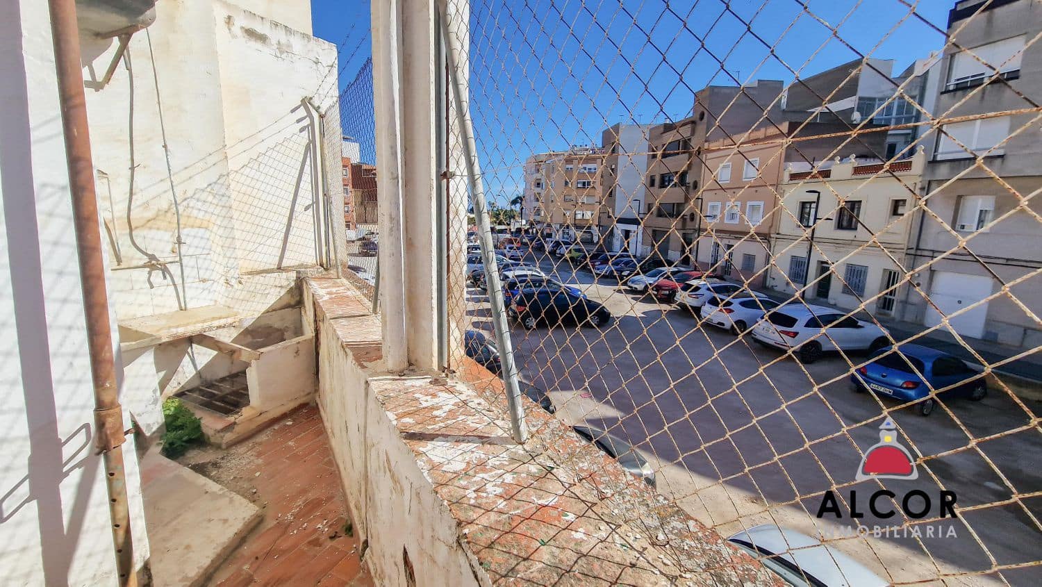 Commercial for sale in Benicarlo - € 130,000 (Ref: 9743143)