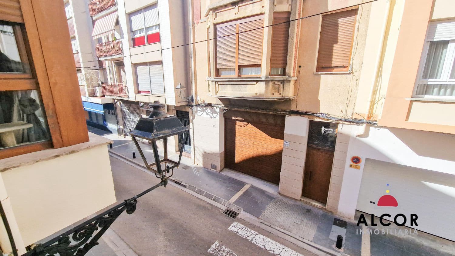 Commercial for sale in Benicarlo - € 130,000 (Ref: 9743143)