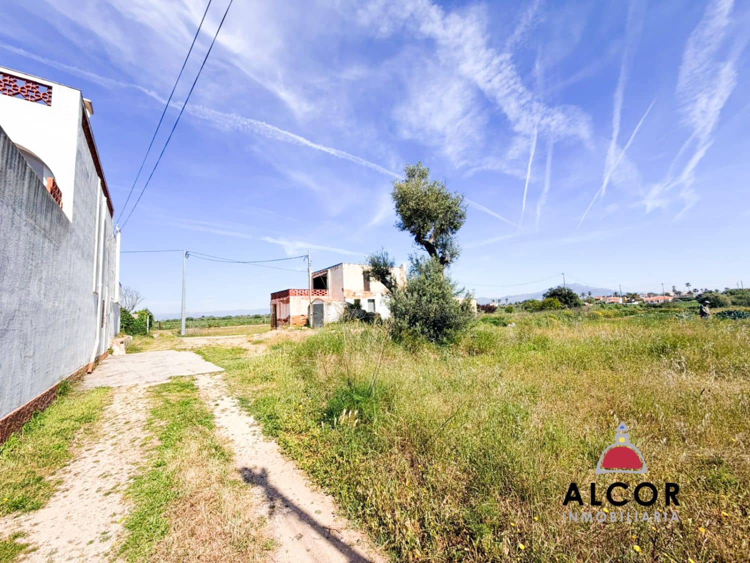 Grunde uden byggetilladelser til salg i Vinaros - € 154.000 (Ref: 9783663)