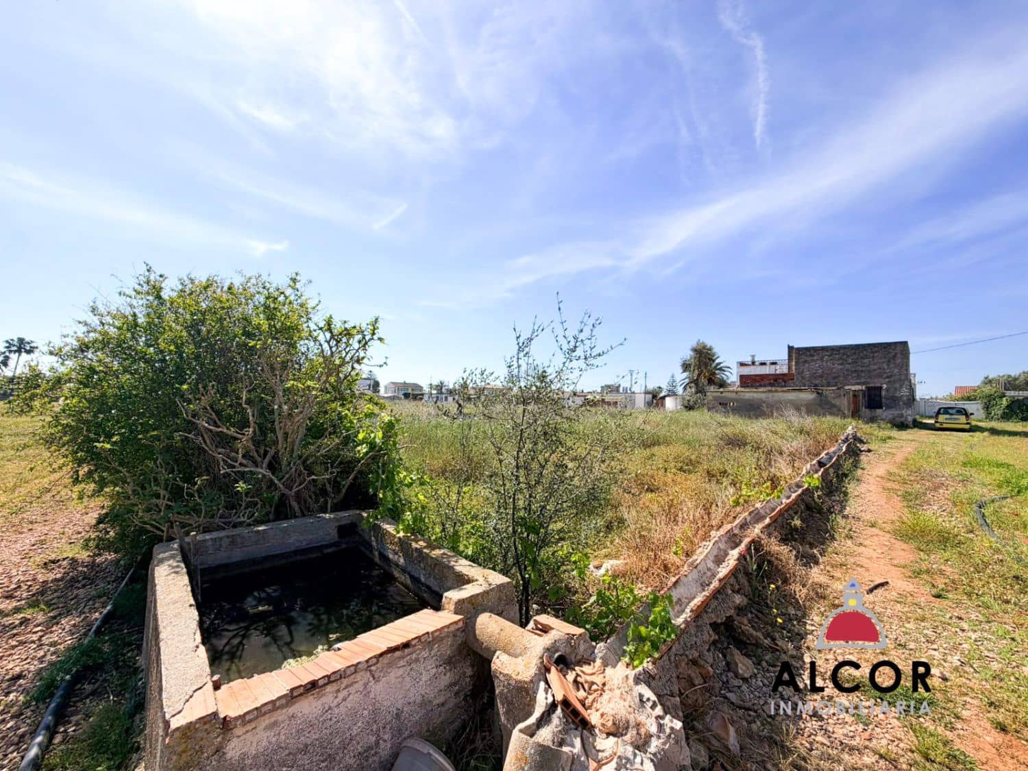 Grunde uden byggetilladelser til salg i Vinaros - € 154.000 (Ref: 9783663)