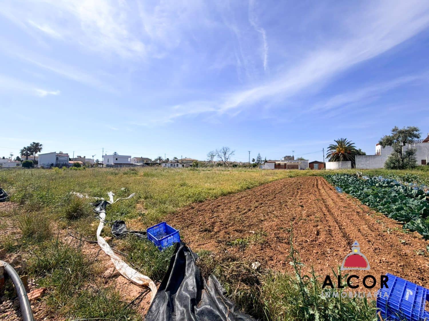 Grunde uden byggetilladelser til salg i Vinaros - € 154.000 (Ref: 9783663)