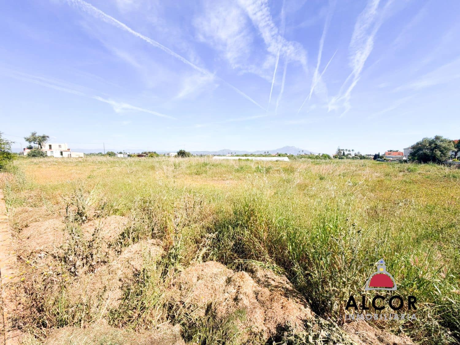 Grunde uden byggetilladelser til salg i Vinaros - € 154.000 (Ref: 9783663)