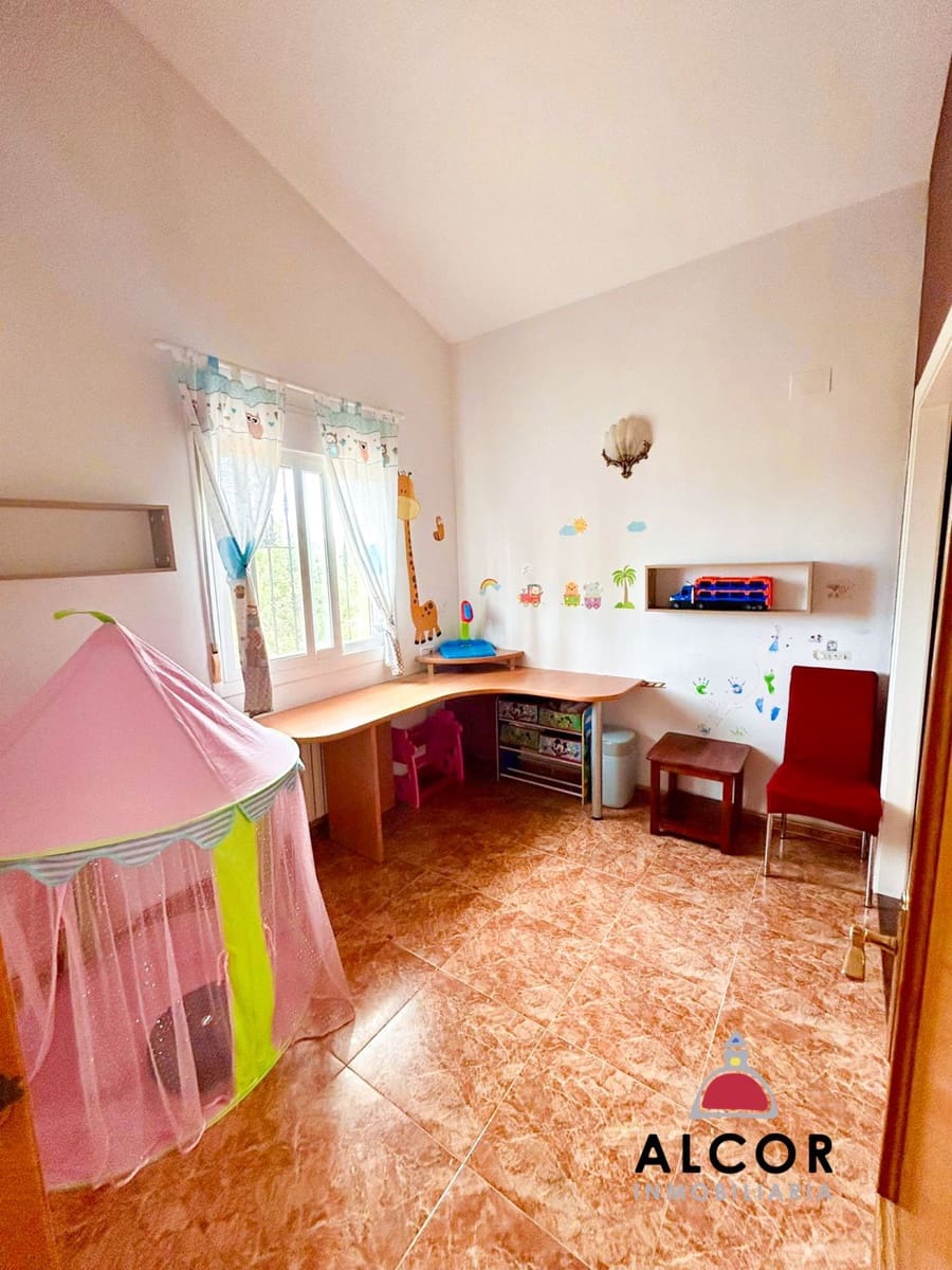 Chalet de 3 habitaciones en Peñíscola en venta con garaje - 288.000 € (Ref: 9822382)