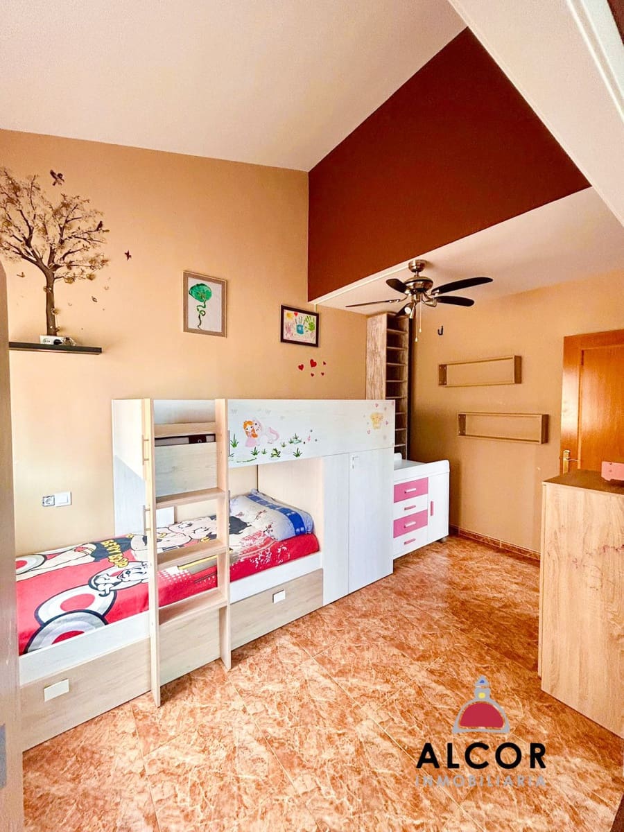 Chalet de 3 habitaciones en Peñíscola en venta con garaje - 288.000 € (Ref: 9822382)