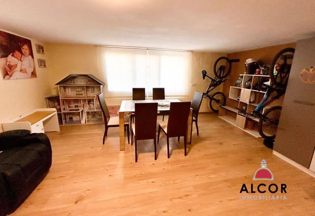 Chalet de 3 habitaciones en Peñíscola en venta con garaje - 288.000 € (Ref: 9822382)
