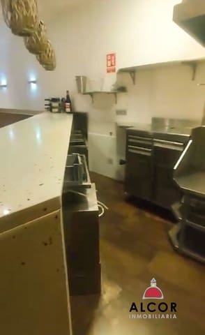 Local Comercial en Benicarló en venta - 134.000 € (Ref: 9828779)