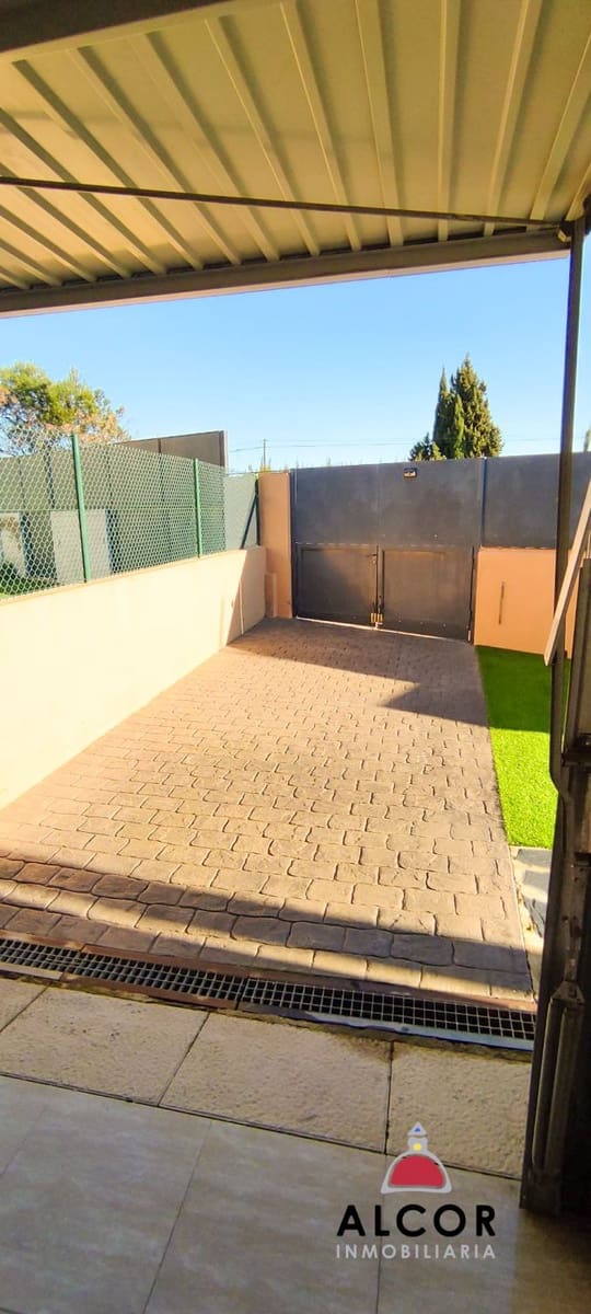 3 bedroom Villa for sale in Peniscola with garage - € 260,000 (Ref: 9845177)