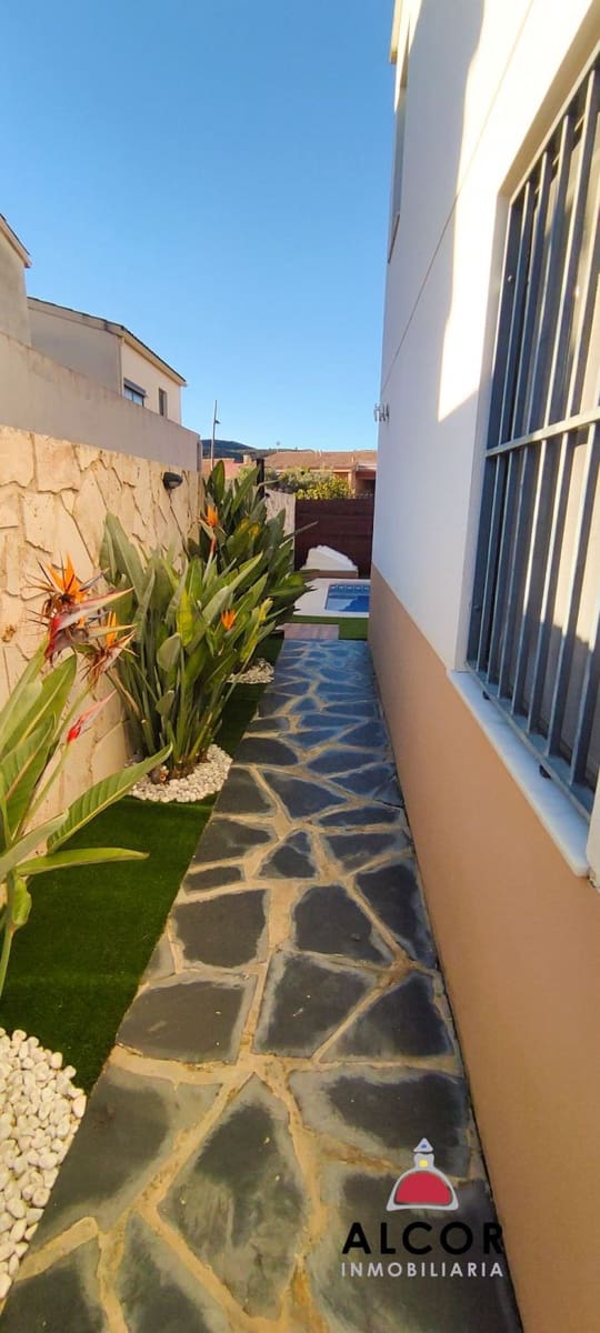 3 bedroom Villa for sale in Peniscola with garage - € 260,000 (Ref: 9845177)