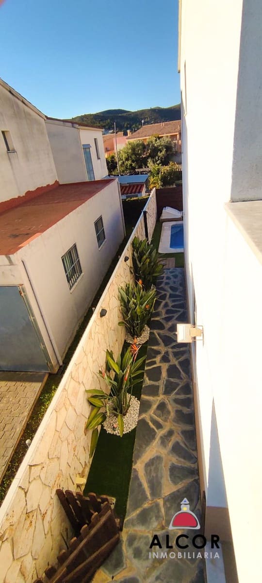 3 bedroom Villa for sale in Peniscola with garage - € 260,000 (Ref: 9845177)