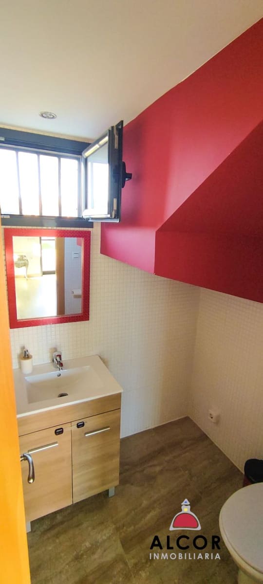 3 bedroom Villa for sale in Peniscola with garage - € 260,000 (Ref: 9845177)