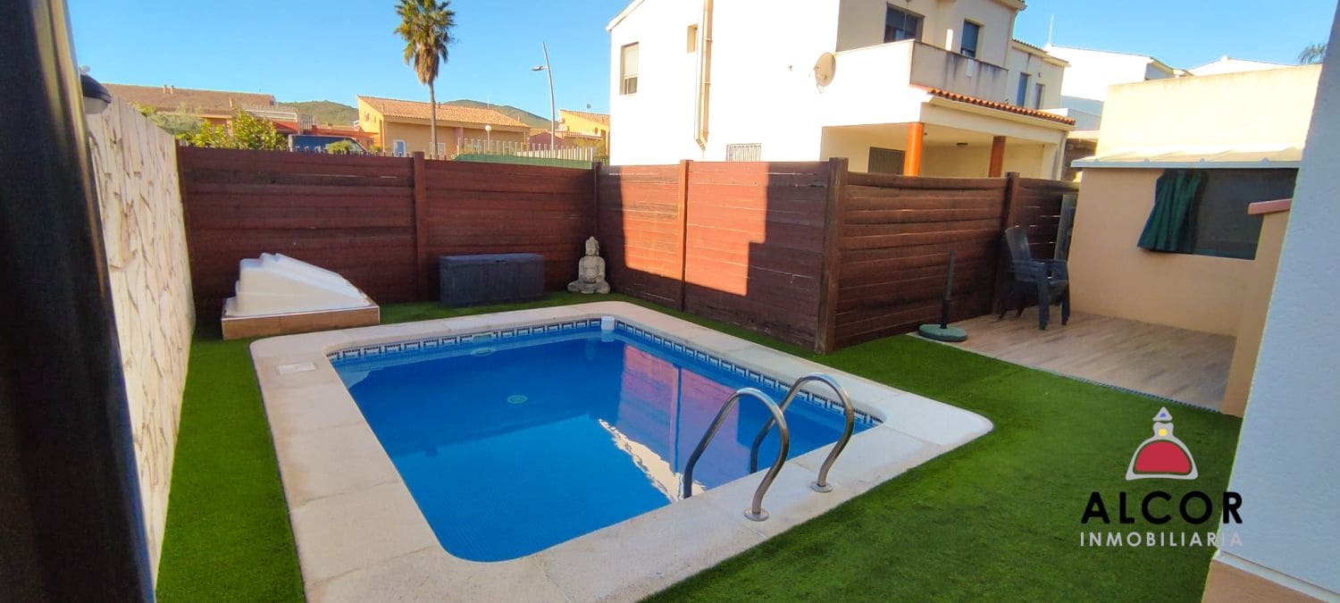 3 bedroom Villa for sale in Peniscola with garage - € 260,000 (Ref: 9845177)