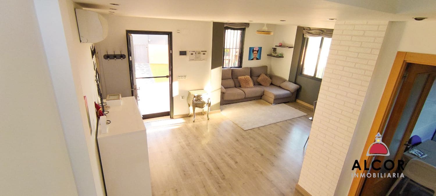 3 bedroom Villa for sale in Peniscola with garage - € 260,000 (Ref: 9845177)