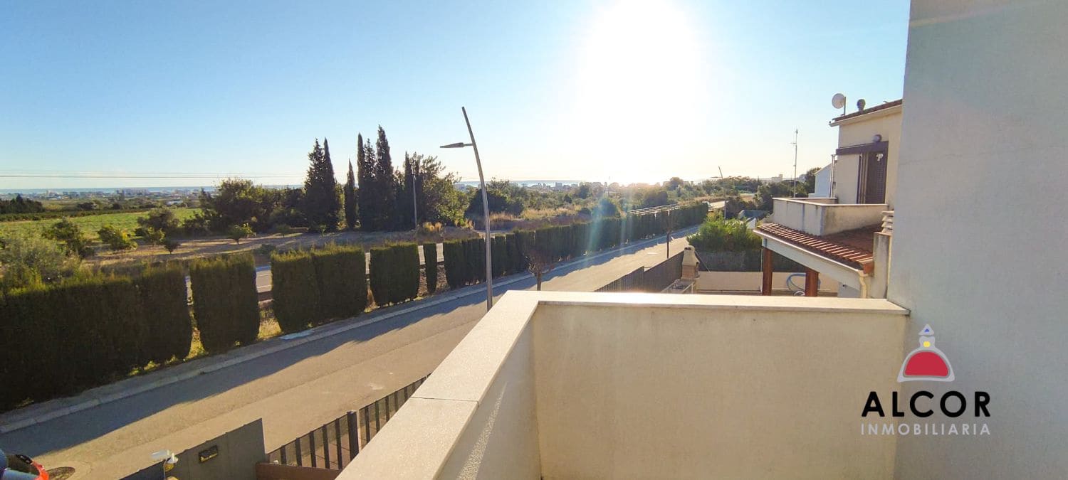 3 bedroom Villa for sale in Peniscola with garage - € 260,000 (Ref: 9845177)