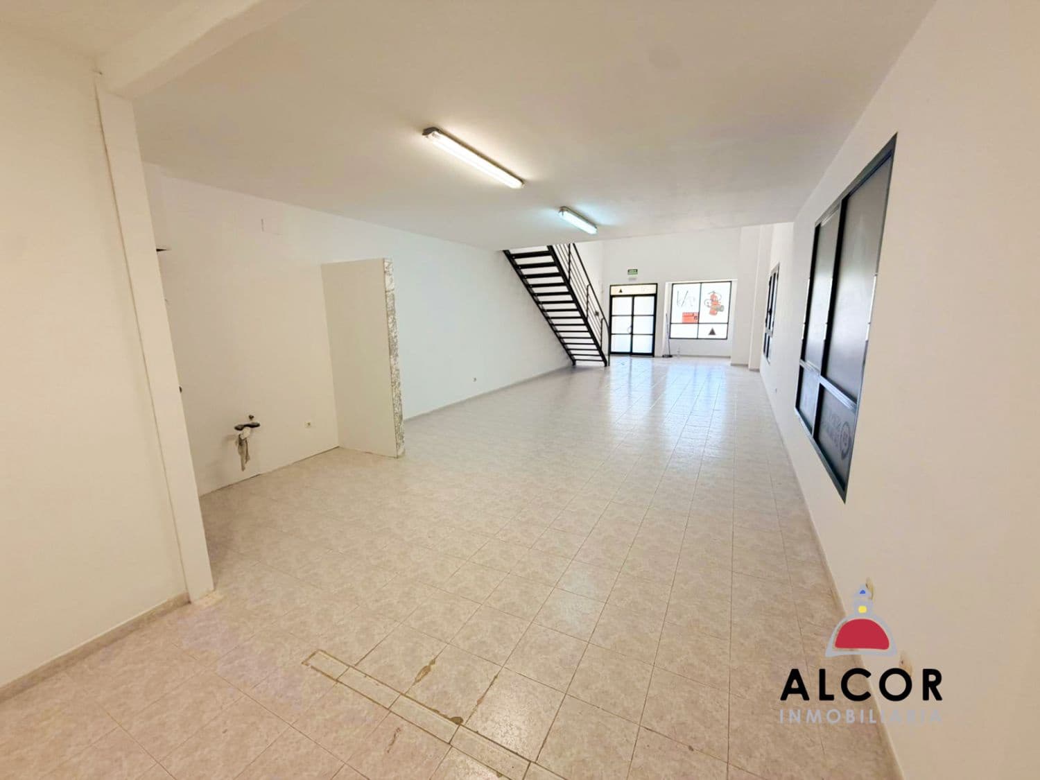 2 slaapkamer Commercieel te koop in Sant Jordi - € 89.000 (Ref: 9868369)