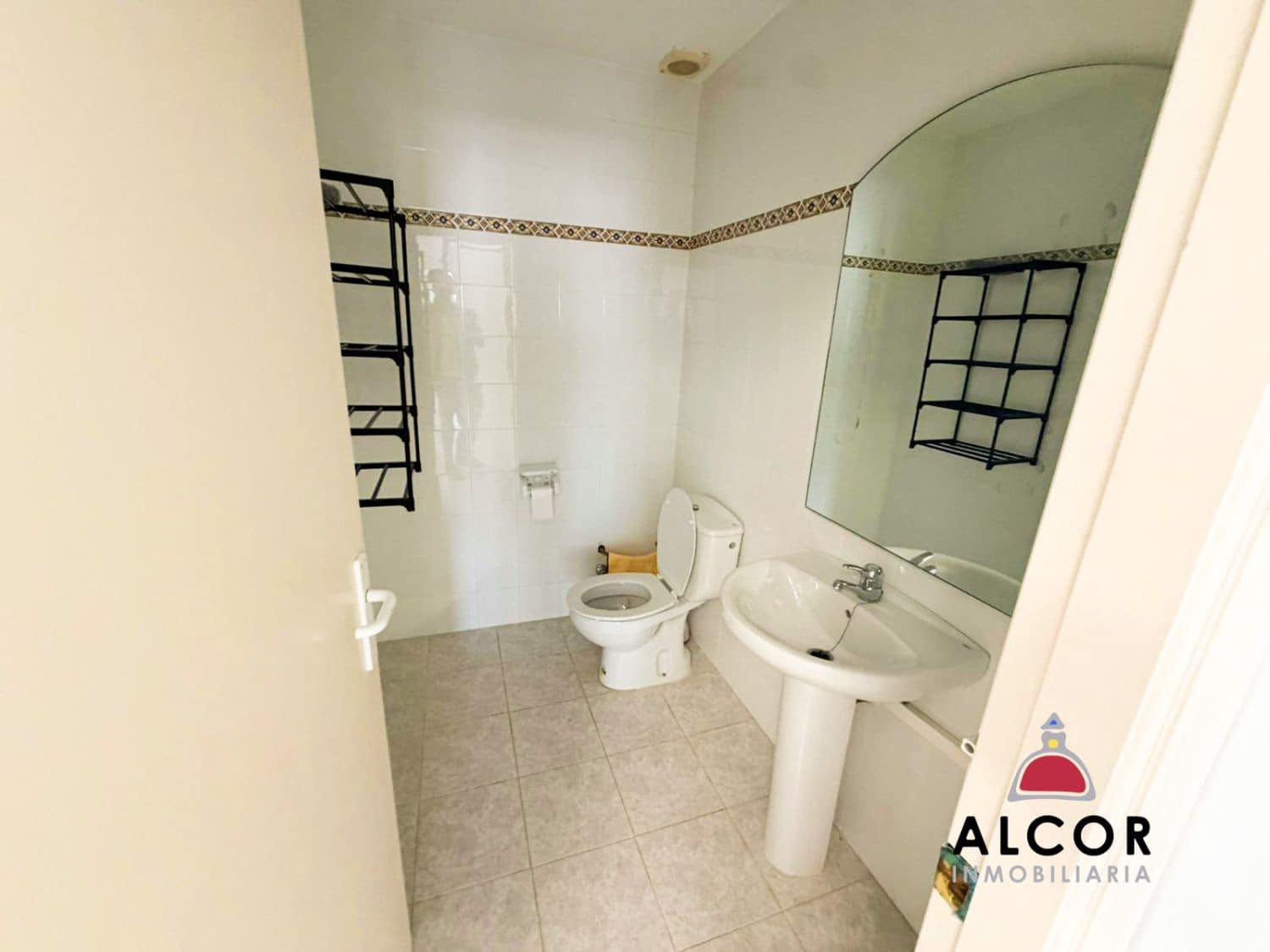 2 slaapkamer Commercieel te koop in Sant Jordi - € 89.000 (Ref: 9868369)