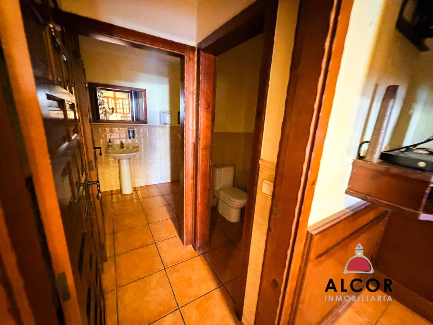 Gewerbe zu verkaufen in Benicarlo - 180.000 € (Ref: 9891839)