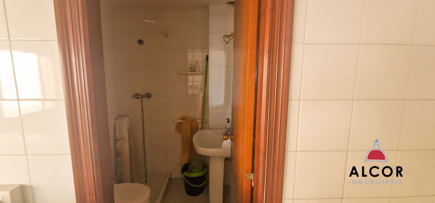 Commercial for sale in Peniscola - € 450,000 (Ref: 9891840)