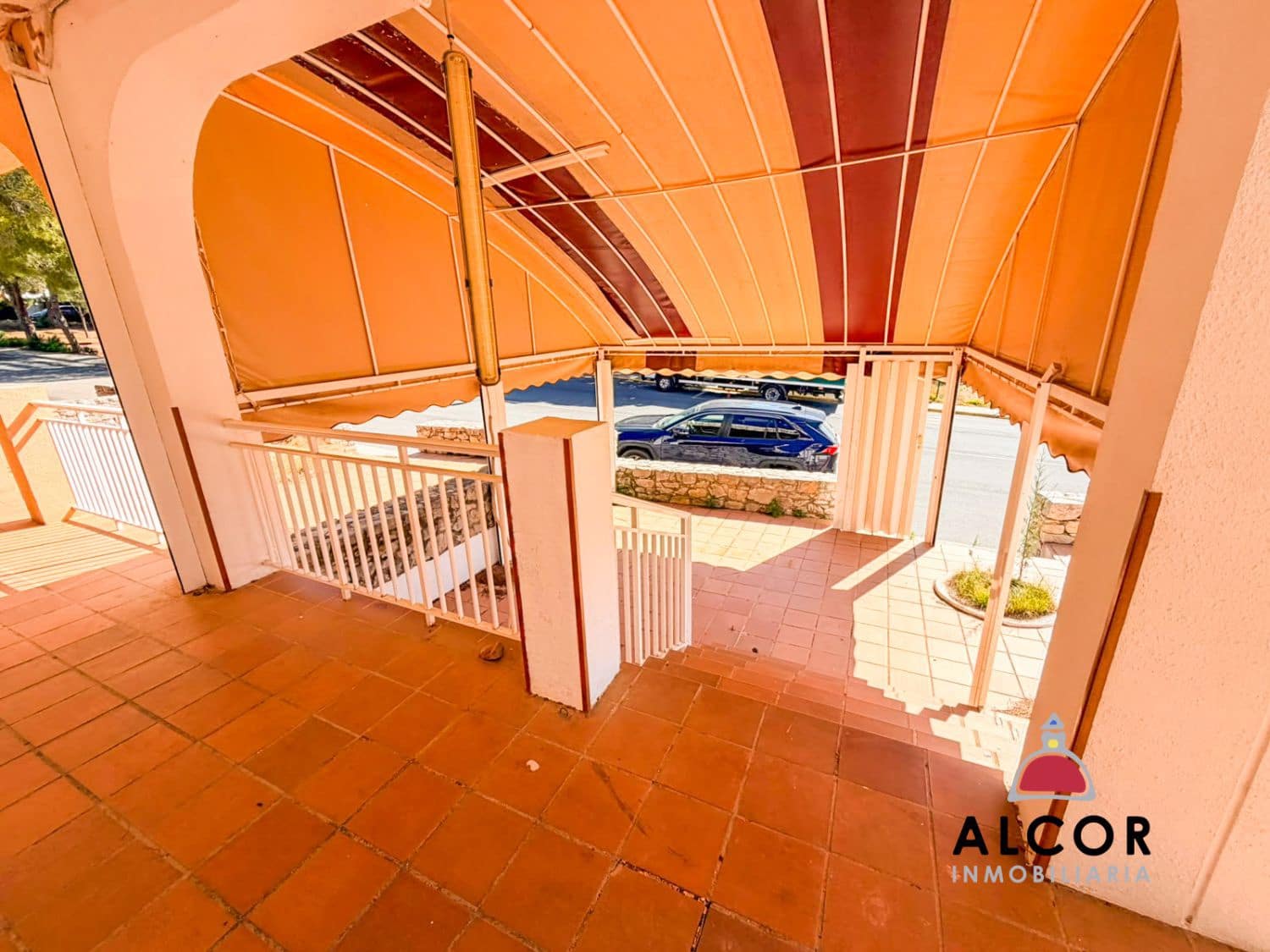 Kommersiell till salu i Peniscola - 48 000 € (Ref: 9899201)