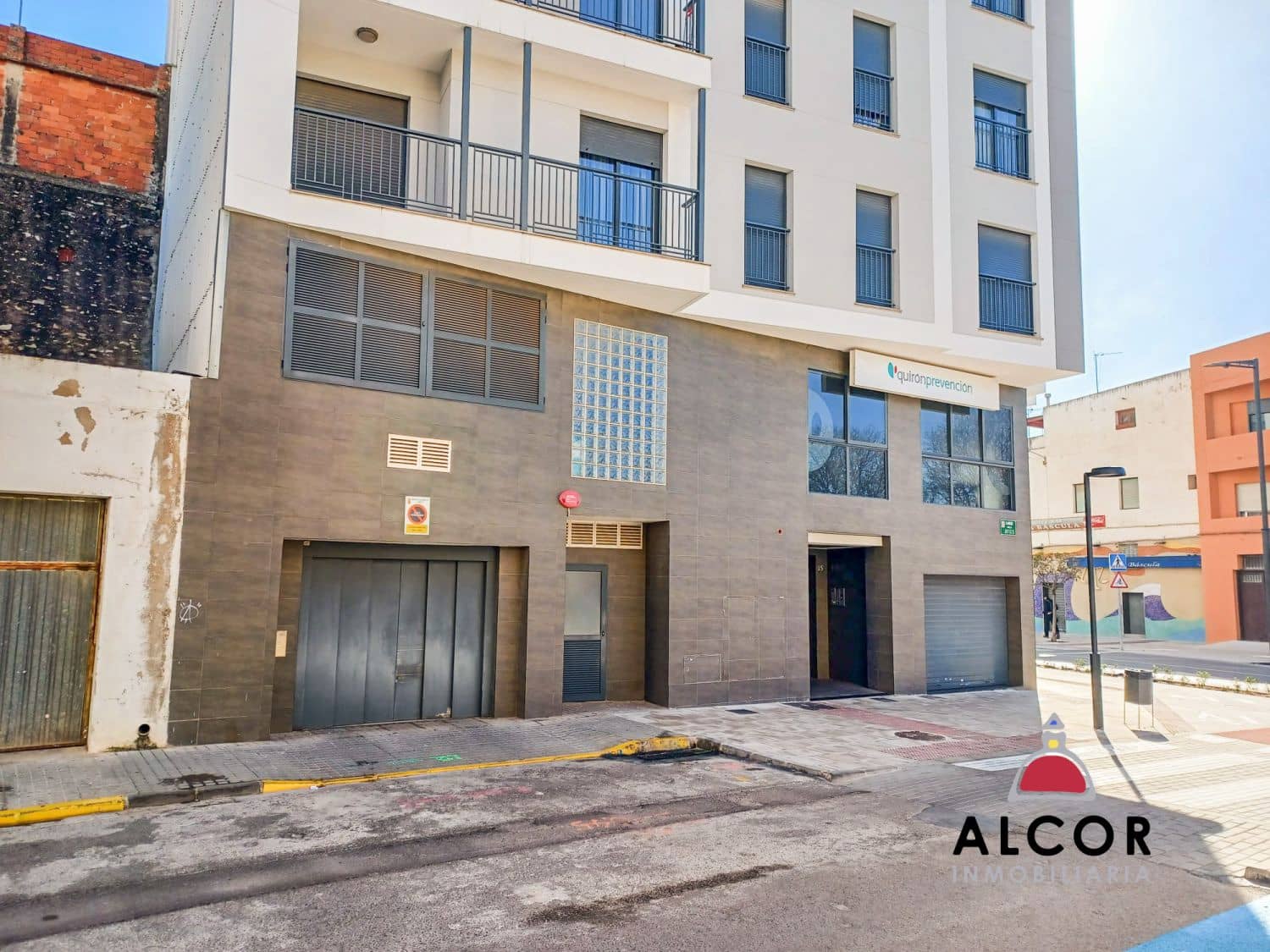 Garage for sale in Vinaros - € 13,000 (Ref: 9915355)