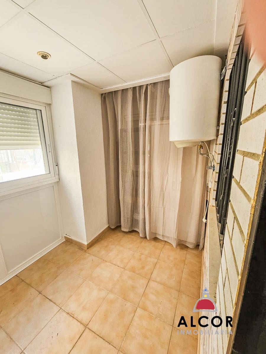 2 sovrum Lägenhet till salu i Oropesa  med garage - 155 000 € (Ref: 9915356)