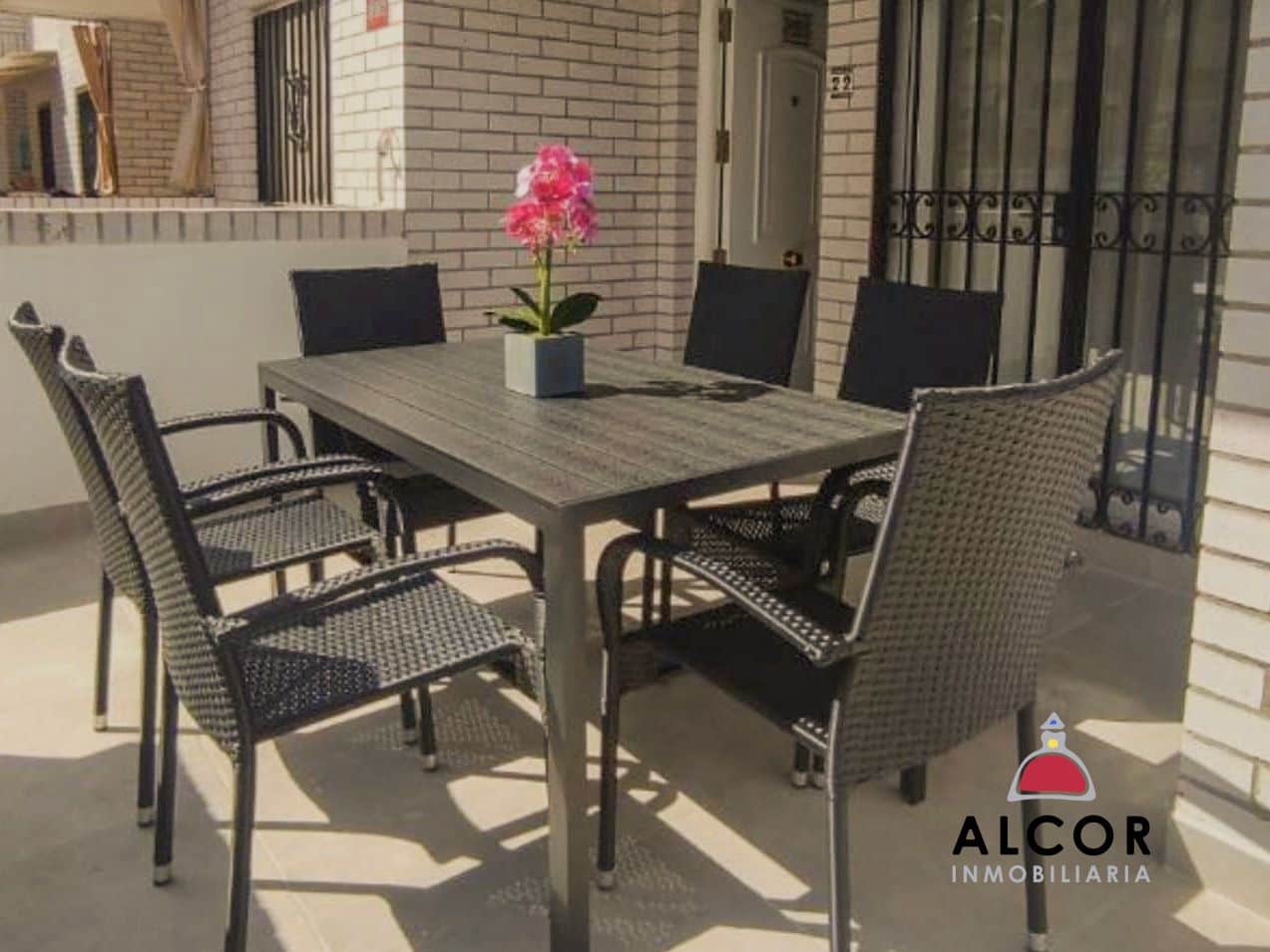 2 sovrum Lägenhet till salu i Oropesa  med garage - 155 000 € (Ref: 9915356)