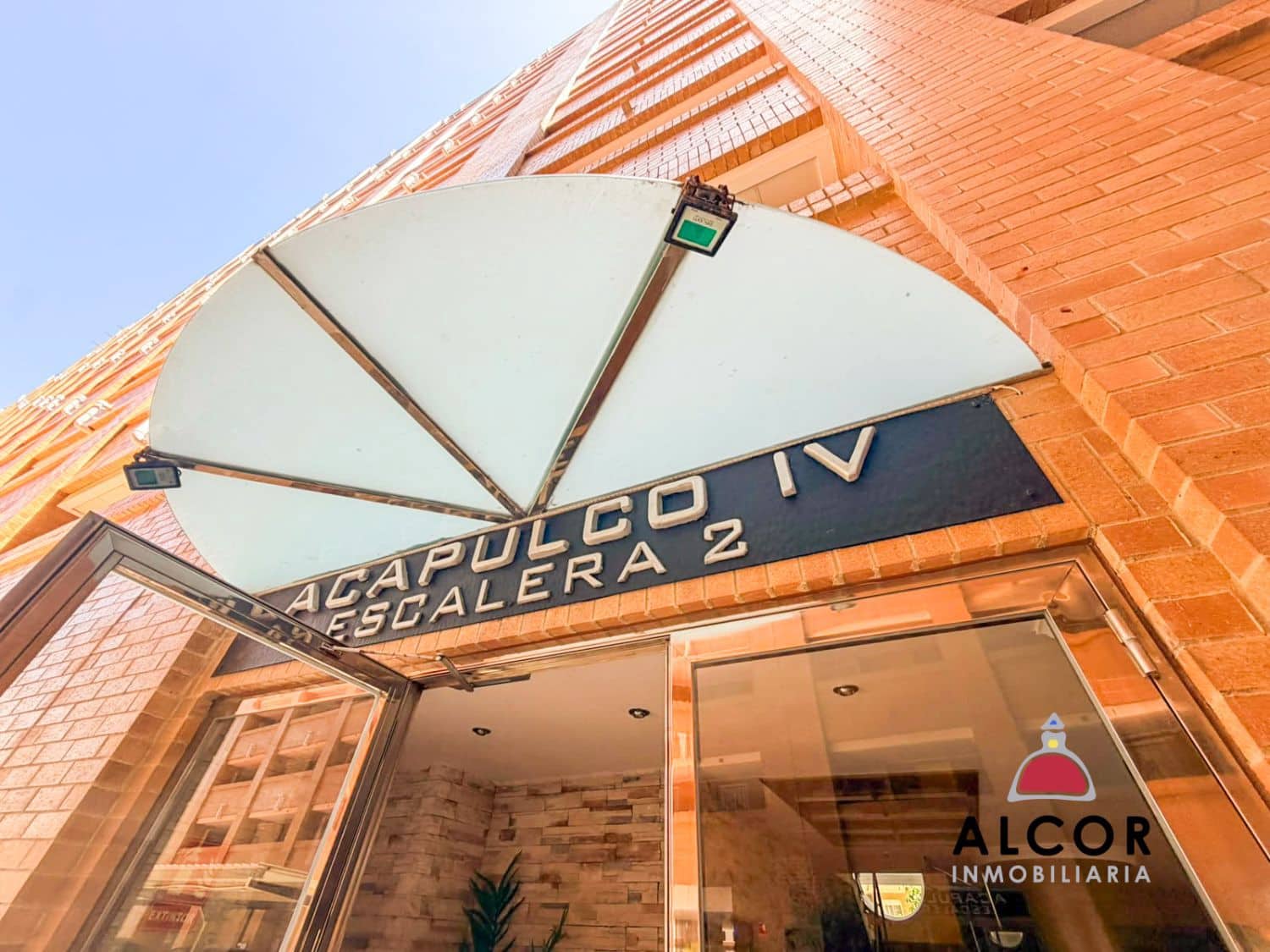2 quarto Apartamento para venda em Oropesa  com garagem - 275 000 € (Ref: 9921855)