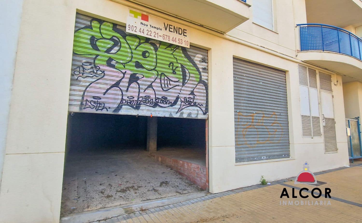 Commercial for sale in Vinaros - € 77,000 (Ref: 9939515)