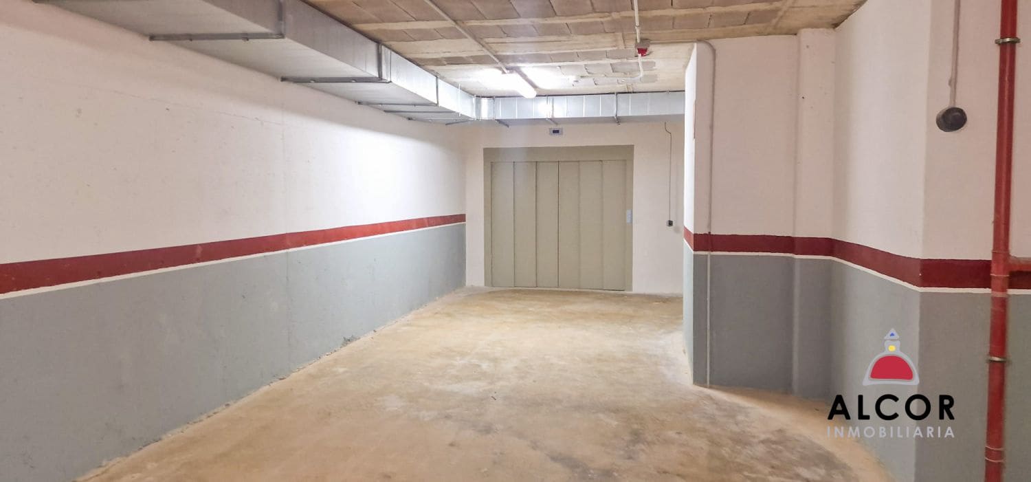 Garage til salg i Benicarlo - € 8.000 (Ref: 9941836)