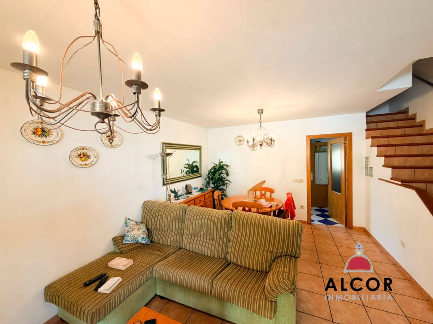 Adosado de 4 habitaciones en Benicarló en venta con garaje - 320.000 € (Ref: 9979543)
