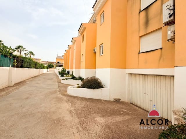 Adosado de 4 habitaciones en Benicarló en venta con garaje - 320.000 € (Ref: 9979543)