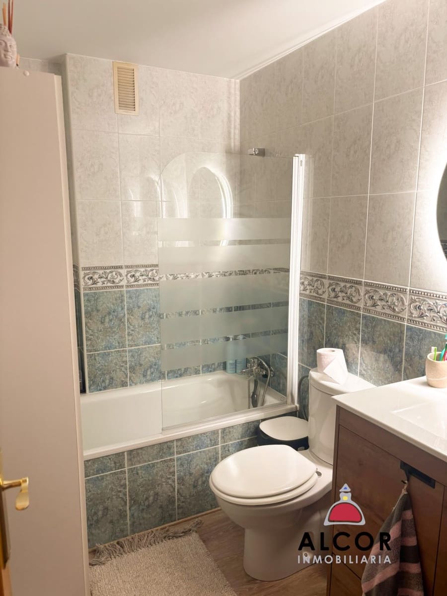 Piso de 2 habitaciones en Benicarló en venta con garaje - 155.000 € (Ref: 9990331)