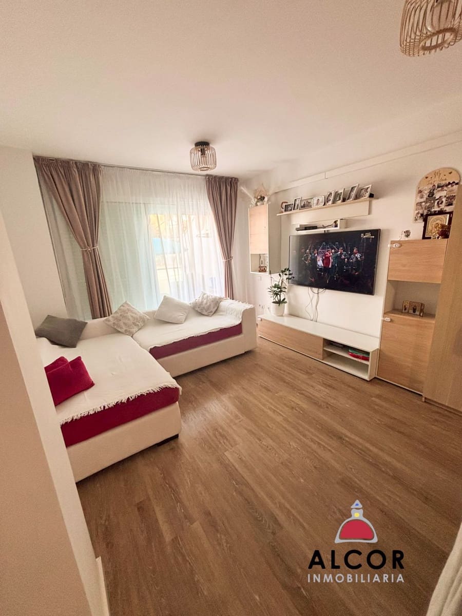 Piso de 2 habitaciones en Benicarló en venta con garaje - 155.000 € (Ref: 9990331)
