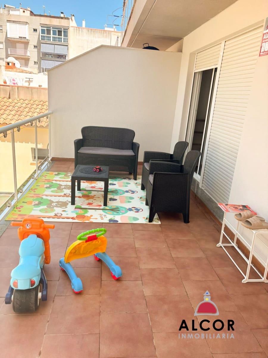 Piso de 2 habitaciones en Benicarló en venta con garaje - 155.000 € (Ref: 9990331)