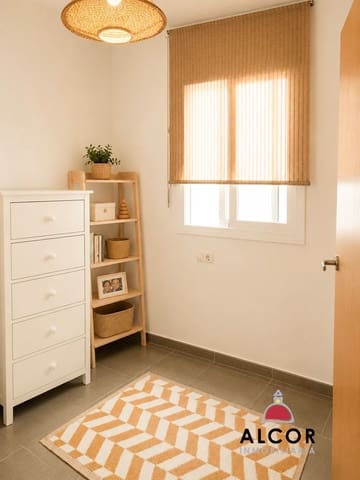 Piso de 3 habitaciones en Vinaròs en venta con garaje - 175.000 € (Ref: 9993882)