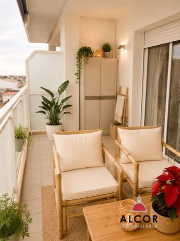 Piso de 3 habitaciones en Vinaròs en venta con garaje - 175.000 € (Ref: 9993882)